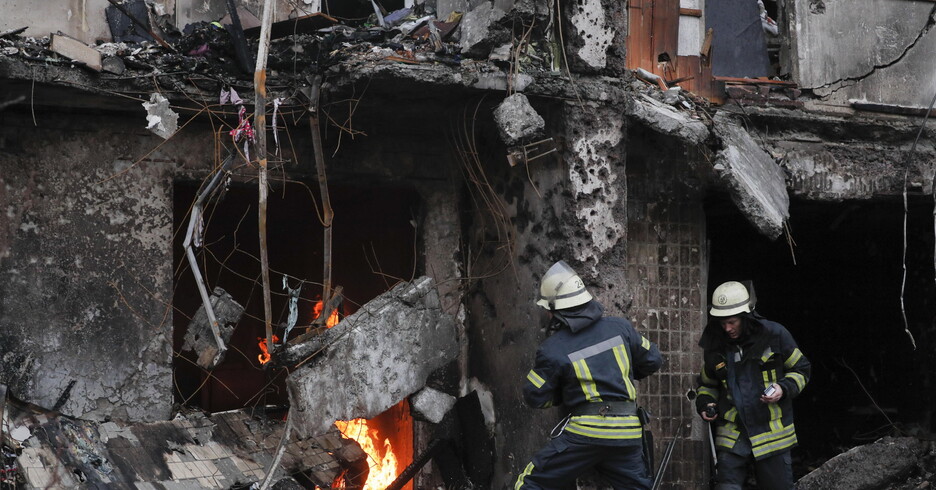 La guerra in ucraina – Si combatte a Kiev, spari vicino sede governo – Appello ai cittadini: ‘Armatevi di Molotov