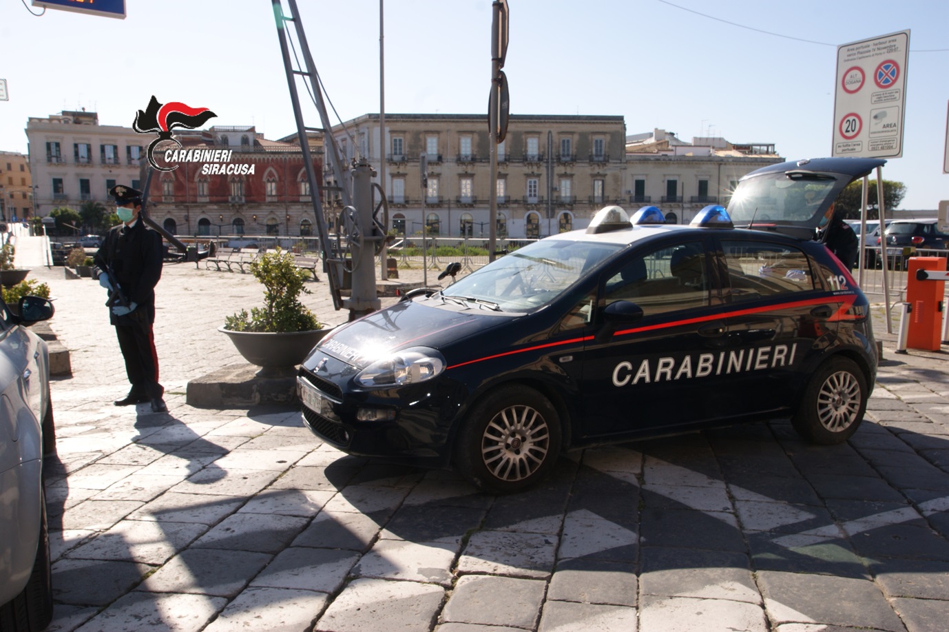 Siracusa – Da Palermo con 400 gr. di eroina nelle tasche: arrestano un ghanese