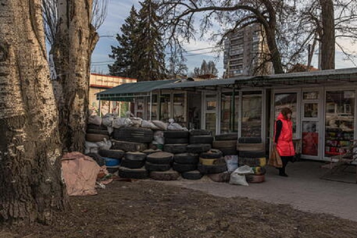 Ucraina, colpita palazzina residenziale a Mykolaiv