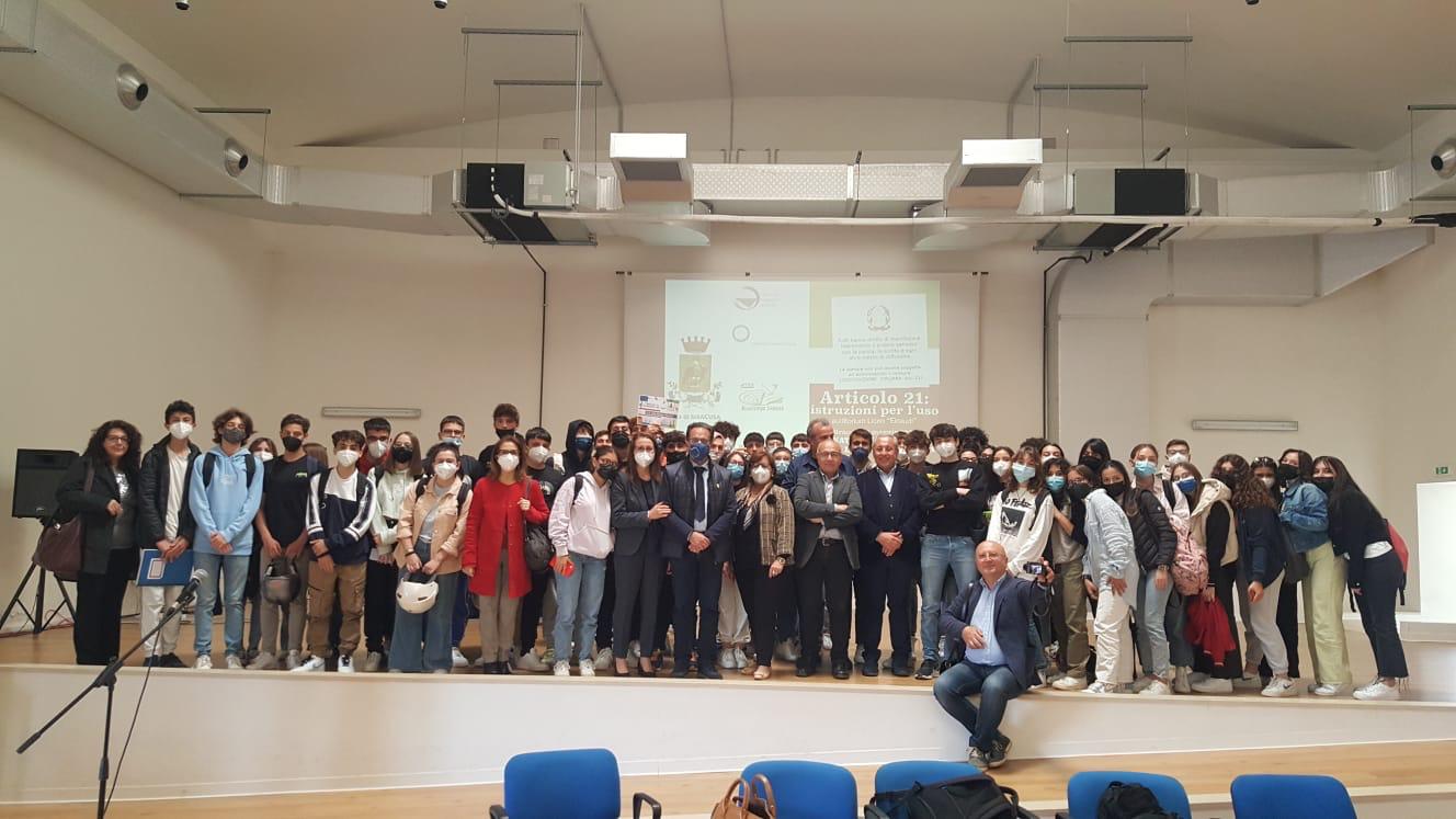 Giornata mondiale della libertà di stampa, le riflessioni di 250 studenti sull’articolo 21. L’assessore Granata: la cultura per combattere la disinformazione