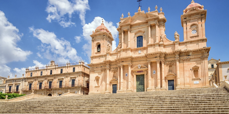 La cattedrale  di Noto patrimonio Unesco: rinascita culturale e artistica