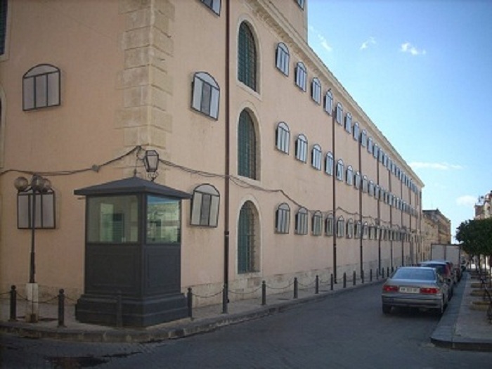 Aggrediti agenti nel carcere di Noto, 4 feriti