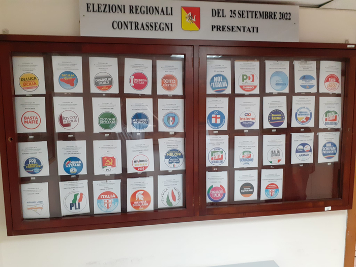 Elezioni Sicilia, liste: affissi 38 simboli per rinnovo Ars e presidente