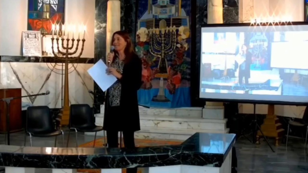 Genova, giornata della cultura ebraica: assessora comunale racconta 'storiella' antisemita, gelo in sala-Video