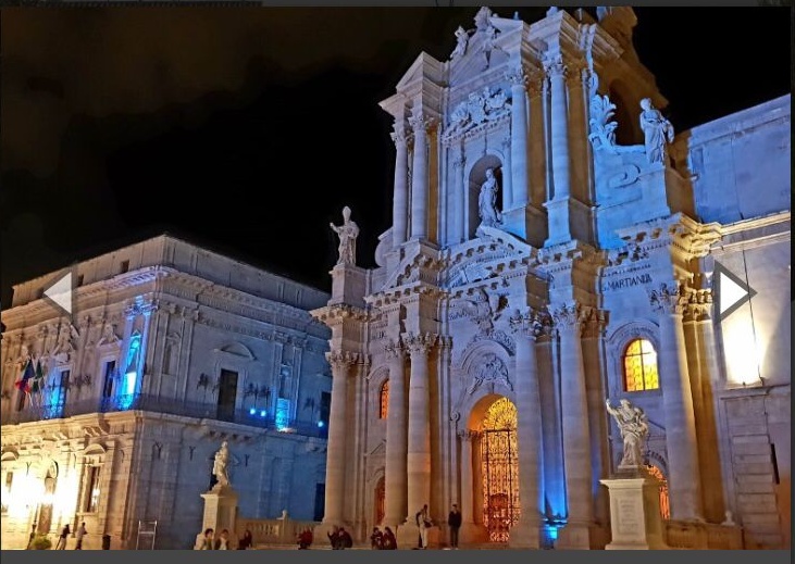 Siracusa aderisce alla “Giornata delle lingue dei segni”  Stasera il Vermexio si illumina di blu