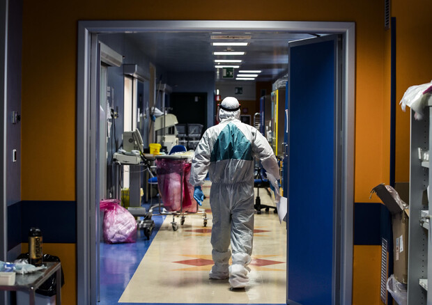 Fiaso: ‘Nuovo balzo dei ricoveri, +37% in sette giorni’