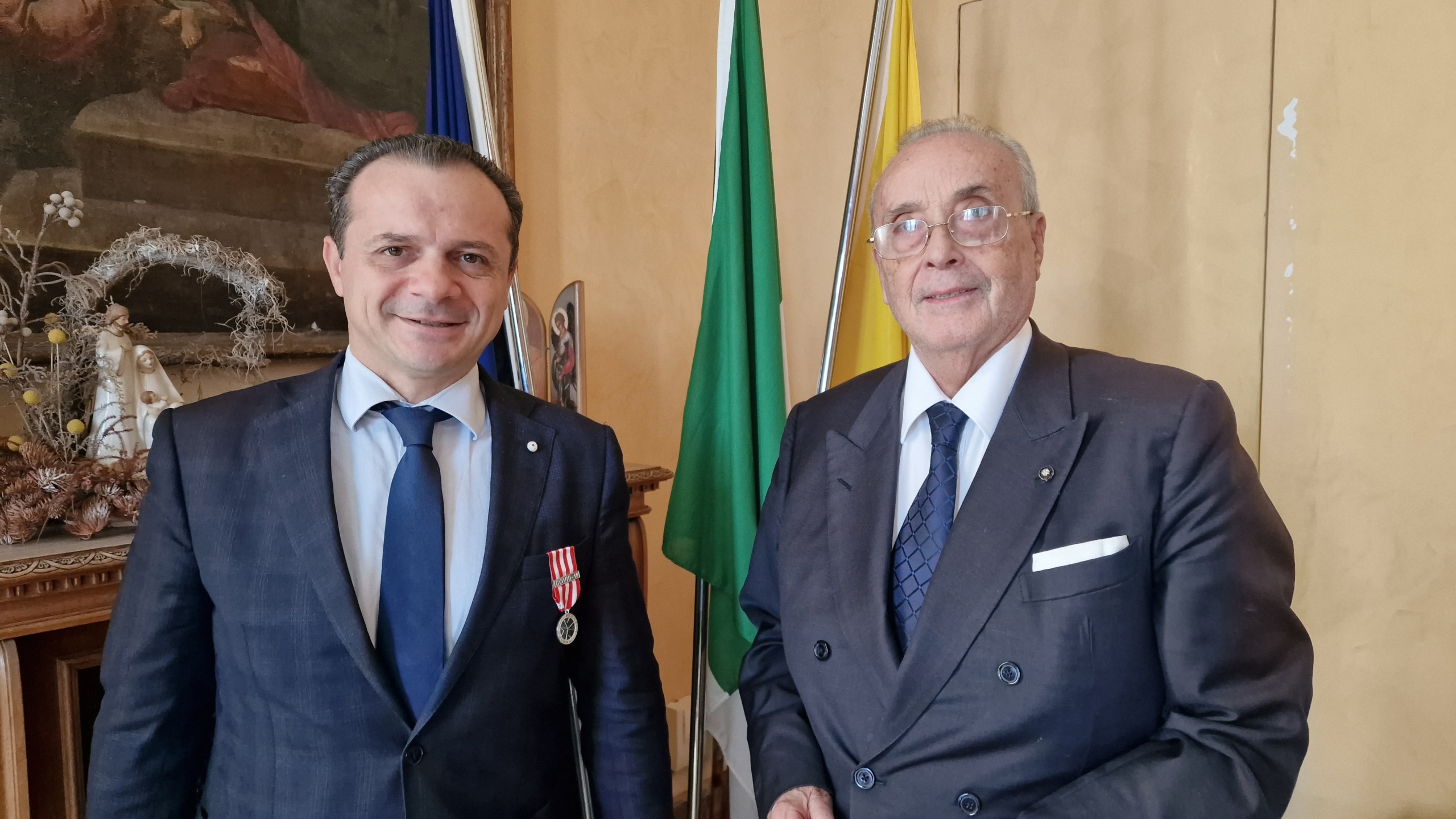 Messina, conferito onorificenza dell’ordine dei Cavalieri di Malta a Cateno De Luca