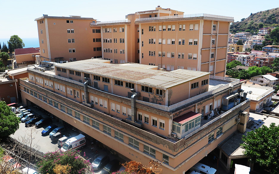 Lo Giudice: difenderemo l’ospedale di Taormina, sit-in sindaci distretto D-32