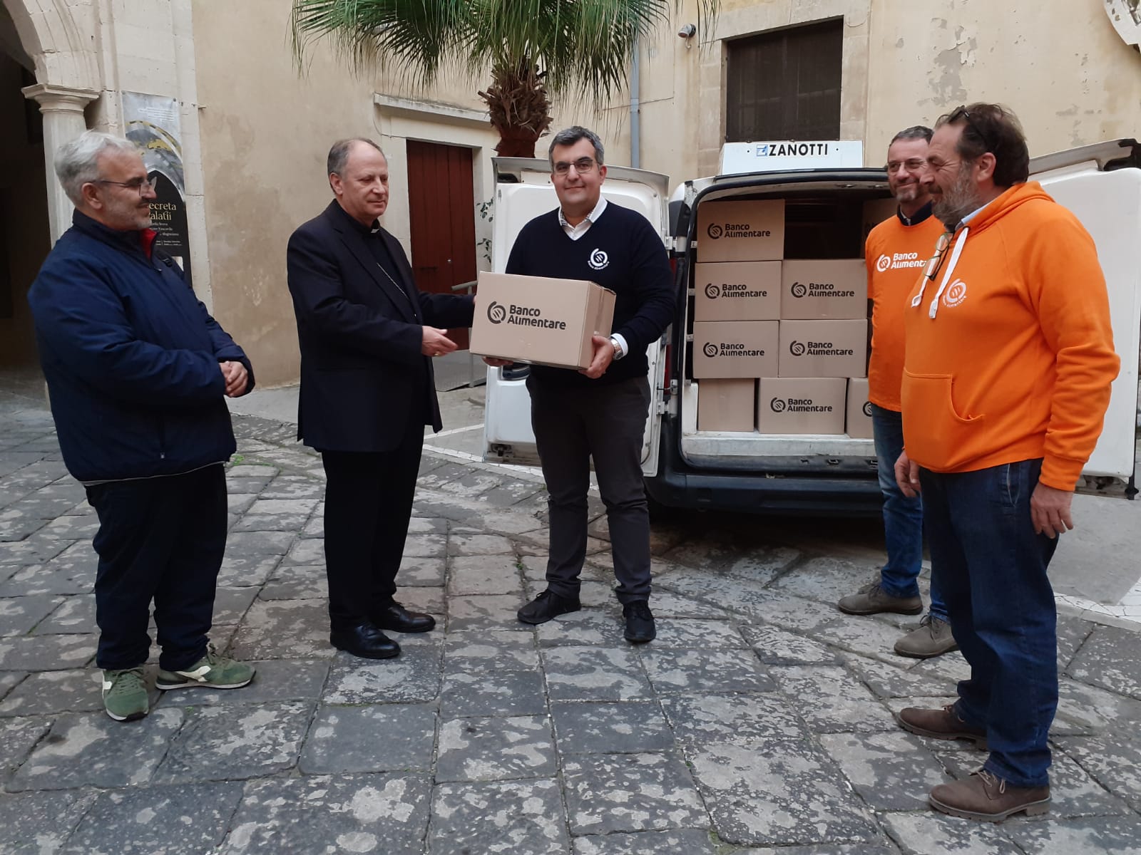 Siracusa: “Cara Santa Lucia, mi piacerebbe tanto che……” oltre 200 letterine destinate alla patrona Santa Lucia