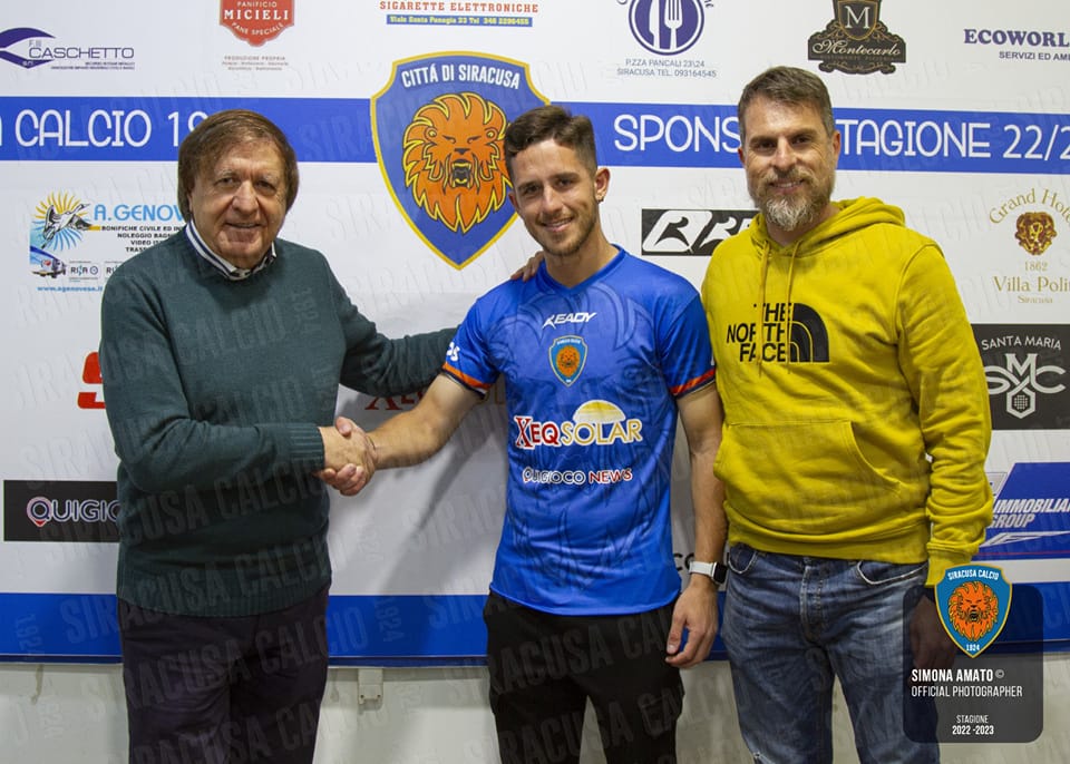 Siracusa Calcio, presentato il centrocampista Francesco Palermo