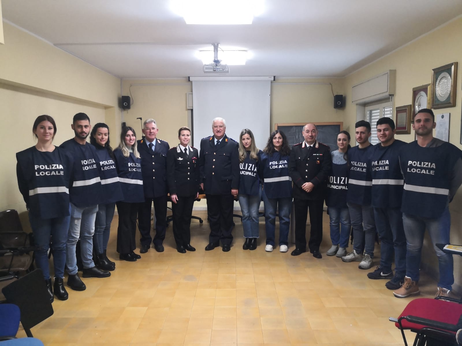 Acireale: agenti della Polizia Municipale di recente assunti a “lezione” dai Carabinieri