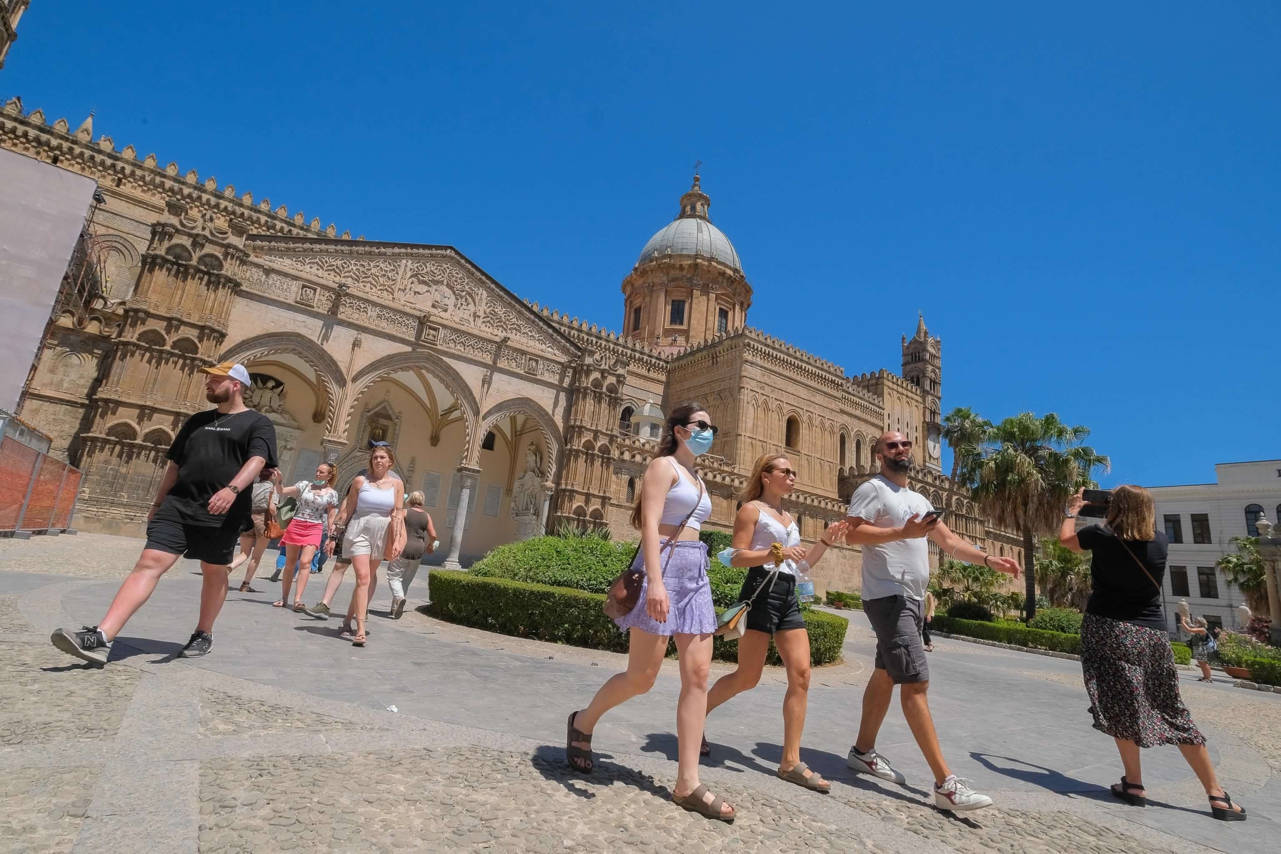 La Sicilia meta prediletta: già boom di prenotazioni