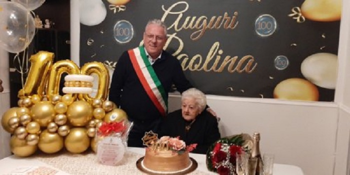Canicattini Bagni festeggia i cento anni di nonna  Paolina Ozzo