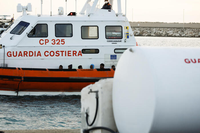 Due naufragi in area Sar maltese, recuperati 7 morti – Intervento motovedette della Guardia costiera e delle Fiamme gialle italiane
