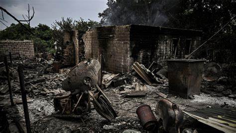 Bombardamenti in Ucraina: centrale nucleare colpita, situazione “molto pericolosa”
