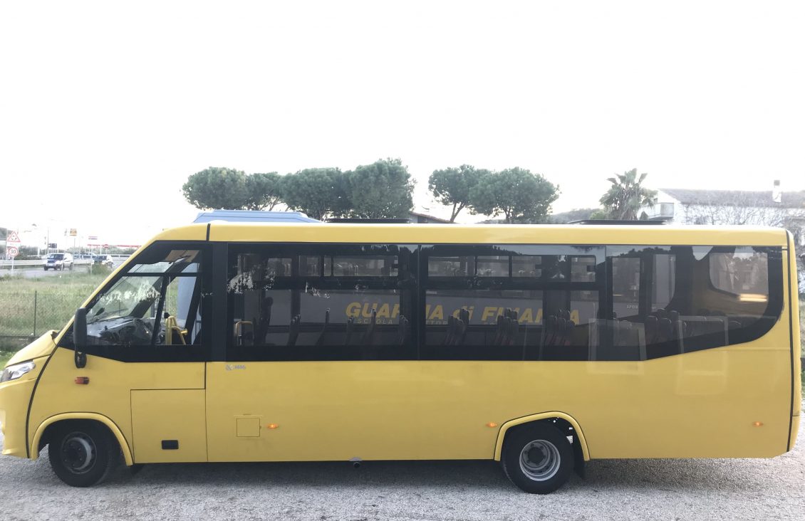 San Gregorio di Catania: il comune dona scuolabus dismesso