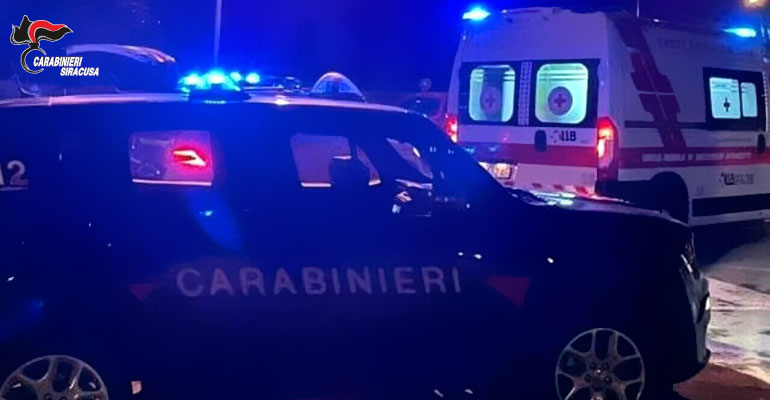 Siracusa – Tampona un’auto, poi aggredisce  i carabinieri: arrestato 50enne