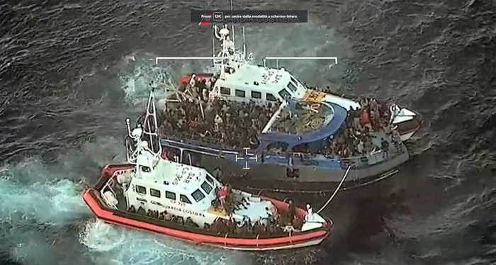 Migranti – Guardia Costiera, in atto soccorsi a 1.200 migranti