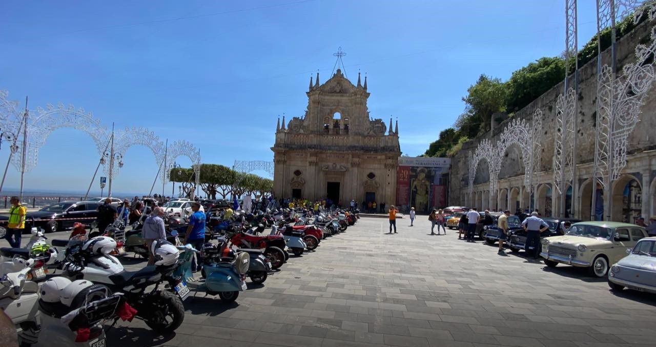 Trofeo San Sebastiano, il raduno di moto e auto d’epoca patrocinato dal Comune di Melilli
