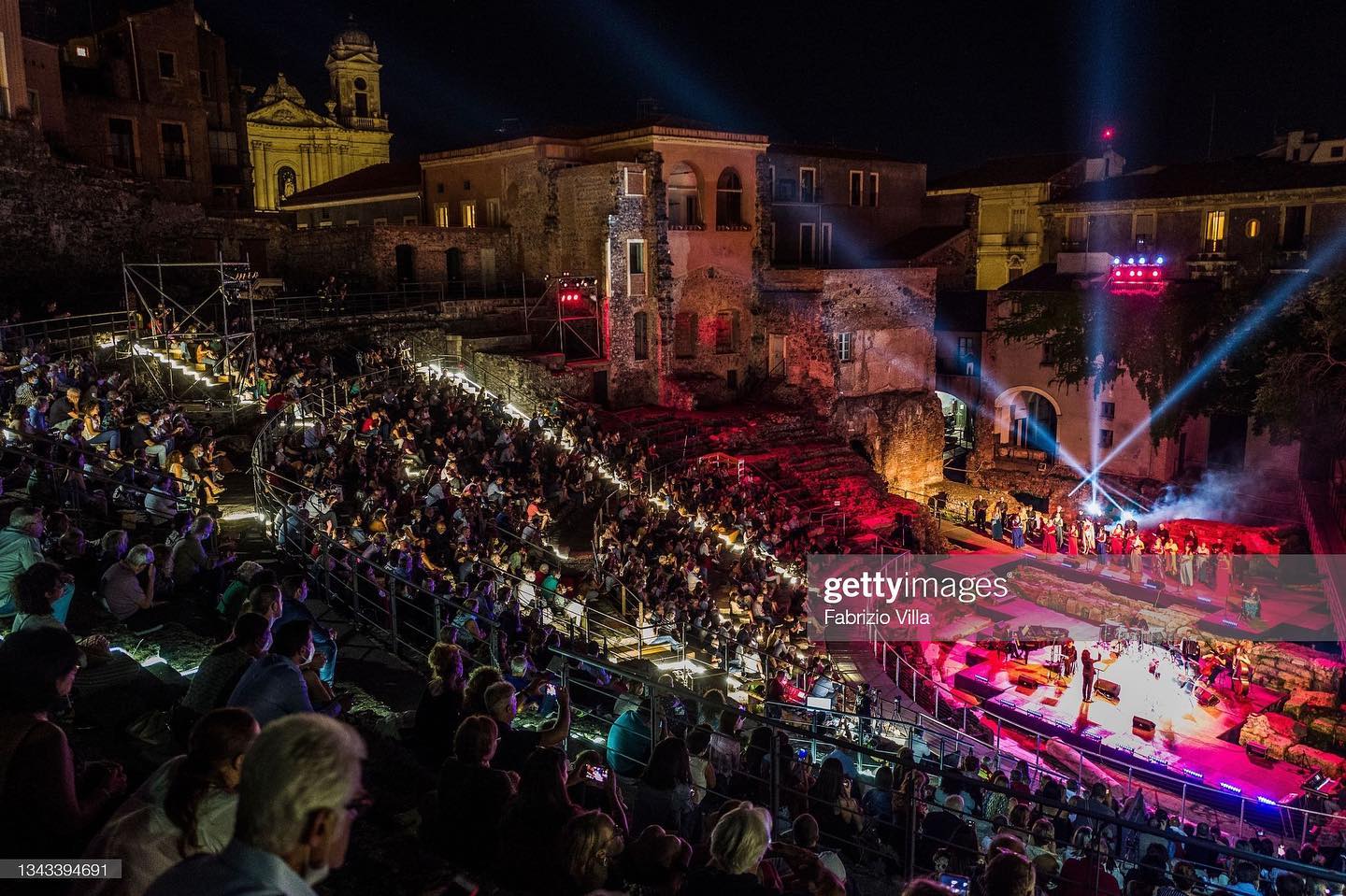 Festival Lirico dei Teatri di Pietra – Dal Rock a verdi la leggenda corre verso l’eternità
