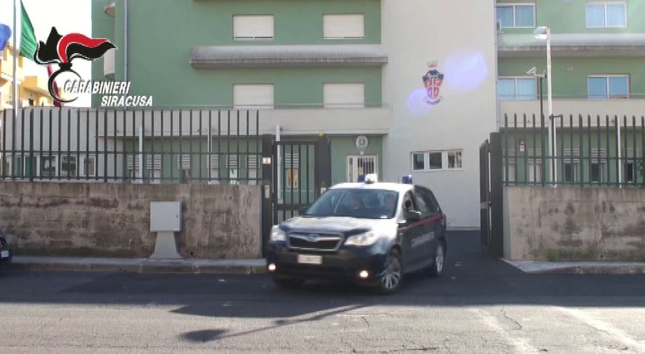 Carlentini – Viola più volte i domiciliari, 34enne finisce in carcere