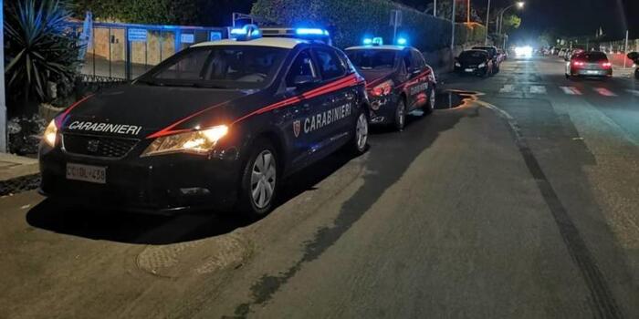 Canicattini – Lite in famiglia,  arrivano i Carabinieri ma vengono aggrediti: arrestato 41enne