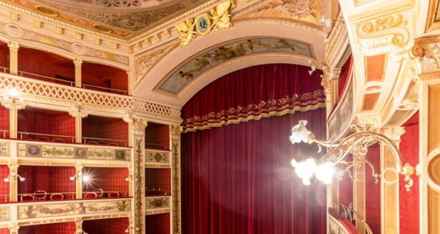 Siracusa – Teatro comunale, Auteri: “L’avrei inaugurato con Gassman e Orlando”
