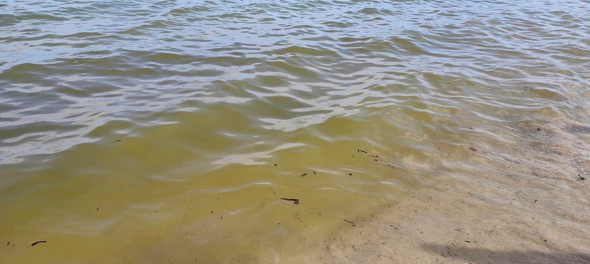 Siracusa. – Esposto per “Potenziale” inquinamento mare – tratto di costa “Golfo di Fontane Bianche”