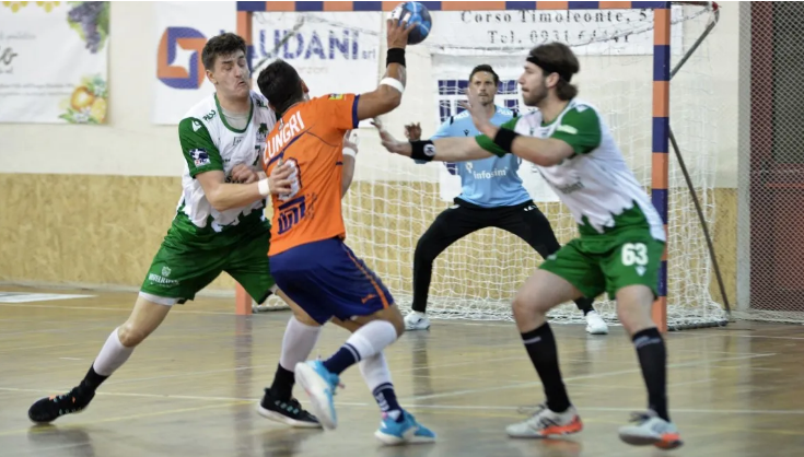 Esordio amaro per Teamnetwork Albatro, a Cassano Magnago i siciliani ko 29-26