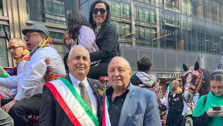 Sicilia- Alla 79esima parata del Columbus Day di New York celebrati i carretti siciliani