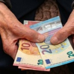 Pensione a 64 anni, cambia tutto: requisiti e calcolo