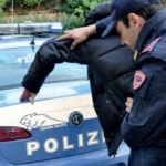 Maltrattamenti, estorsione e lesioni ai genitori: arrestato 29enne a Siracusa