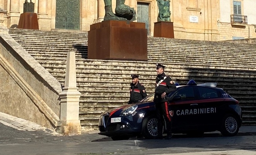 Noto – I carabinieri denunciano 39enne per furto