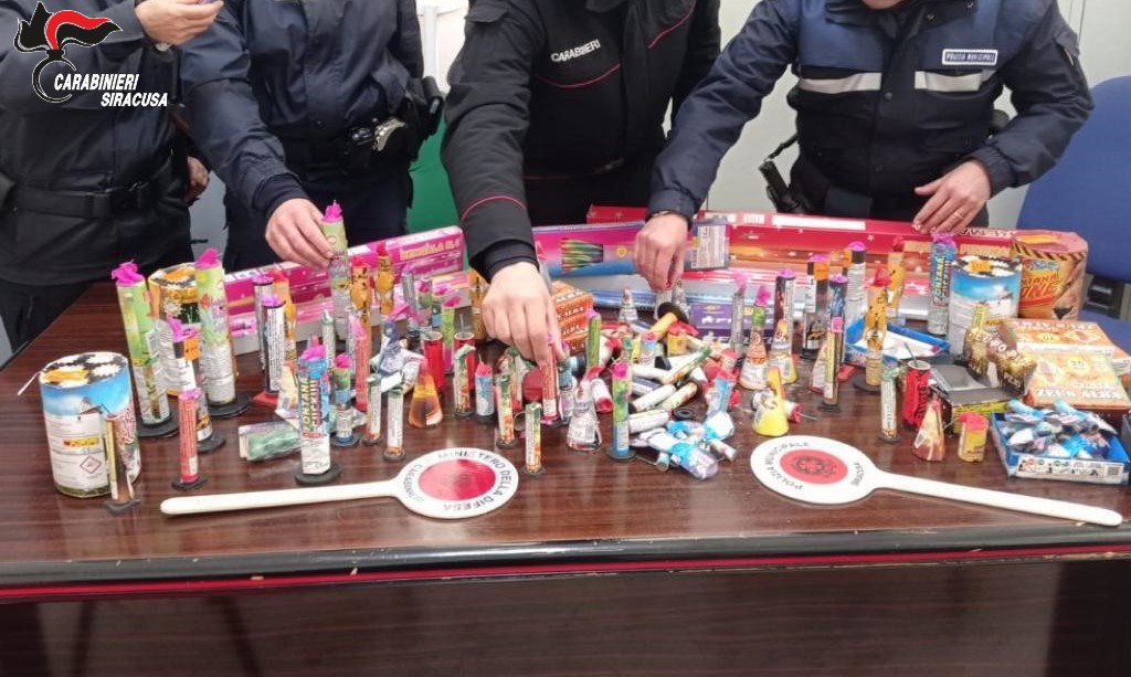 Siracusa, sequestrati 20 kg di botti venduti abusivamente in Ortigia