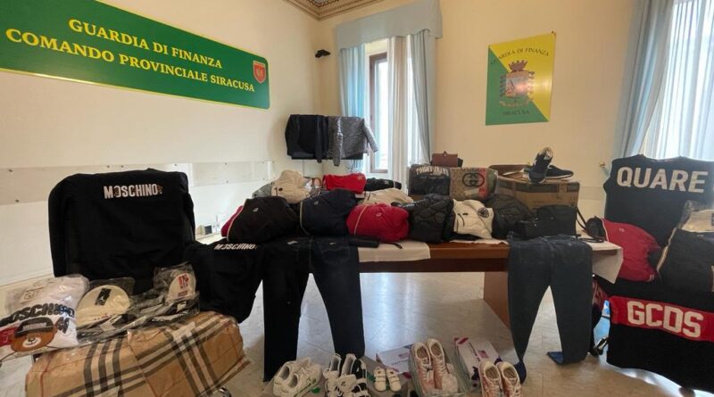 Vendevano on line abbigliamento contraffatto di prestigiosi marchi: denunciati due siracusani