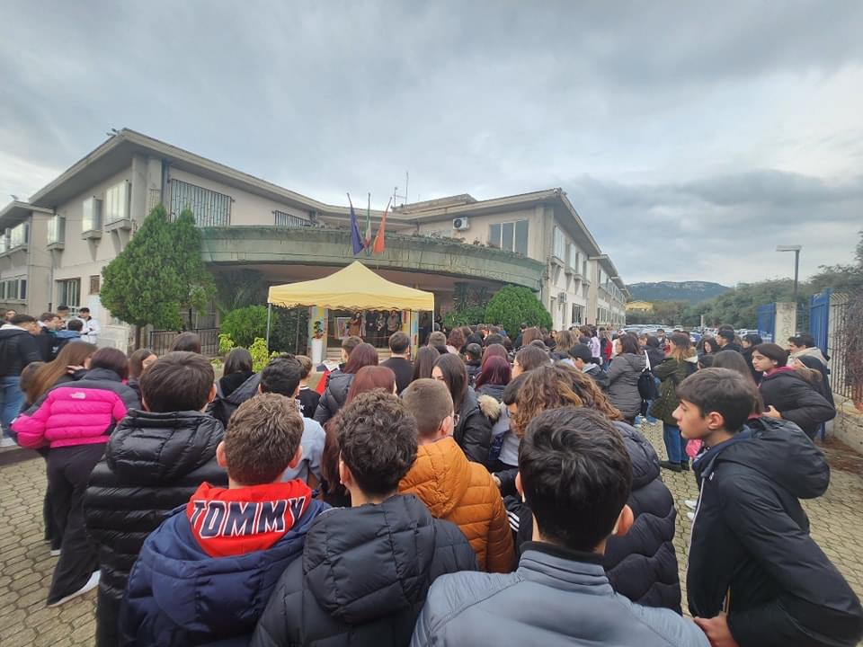 Open day “Orient@menti” per gli studenti di Priolo, questa mattina, al plesso Manzoni.