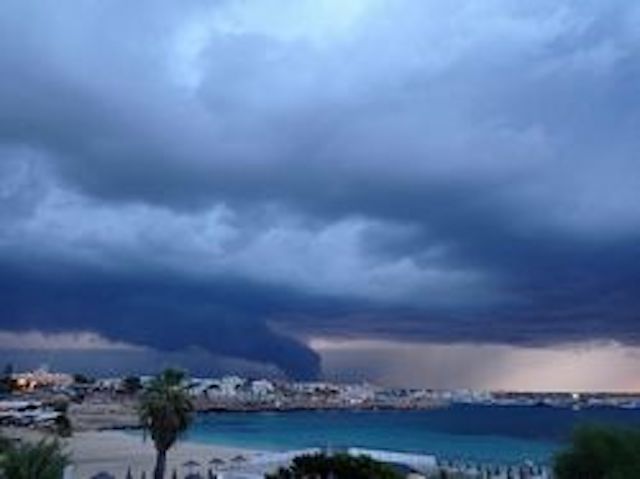 Pioggia e vento, tromba d’aria si abbatte su Siracusa