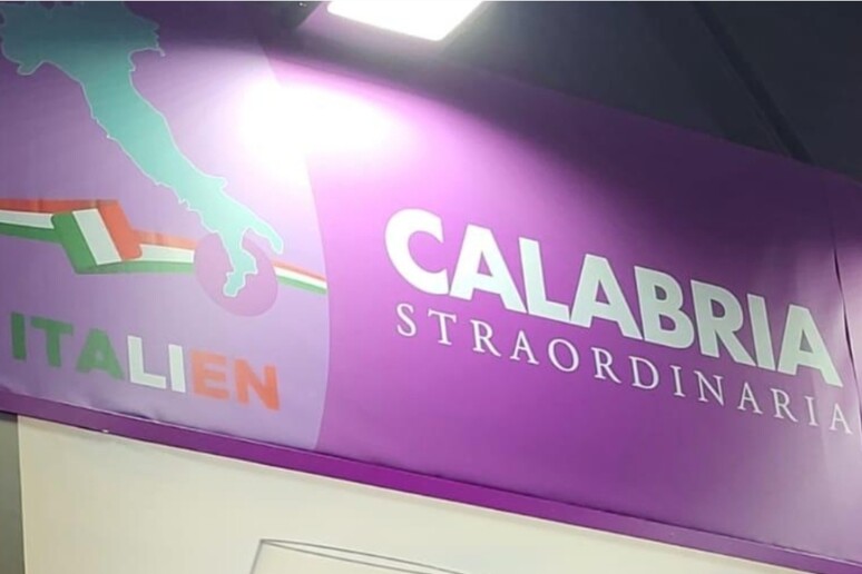 Alla Fiera di Vienna logo dell’Italia senza Sicilia e Sardegna.