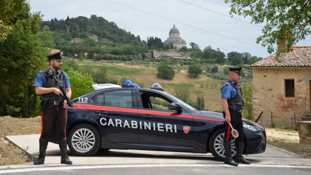 Accoltella e uccide lo zio: 29 enne arrestato