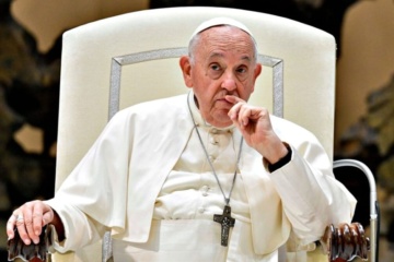 Franciscus, un papa tra conservatorismo e progressismo