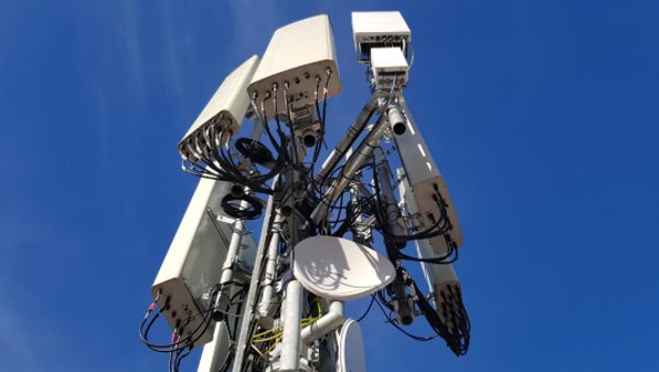 Antenne 5G: “Si ai regolamenti, no alle installazioni selvagge”