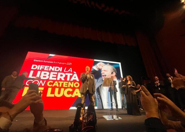 Roma , Teatro Quirino  – Capitano Ultimo scopre il volto dopo 31 anni: ‘Campagna elettorale senza maschera’
