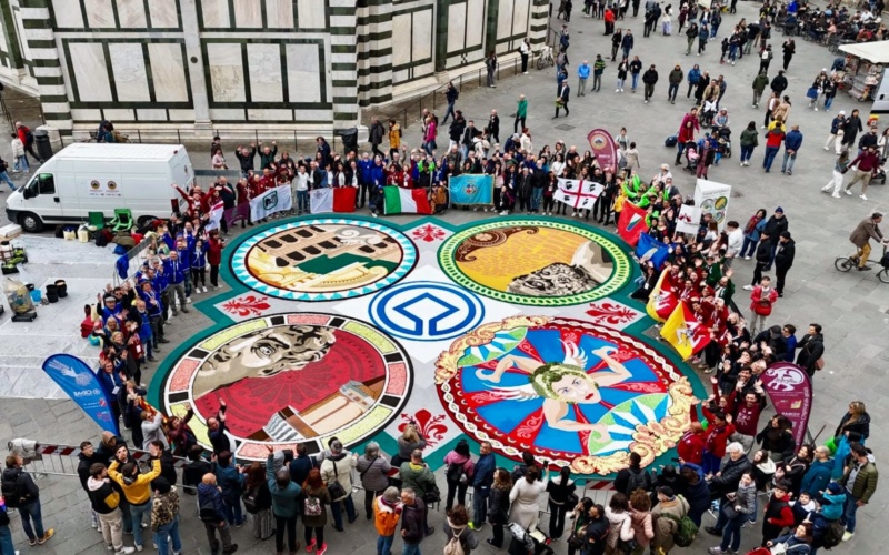 In piazza Duomo a Firenze  un tappeto monumentale realizzato con il contributo di CulturArte Noto