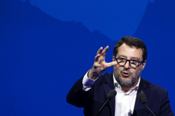 Caro gasolio, vertice decisivo Salvini-CTS a Milano: «Incontro anticipato, pronti a revocare il fermo nei porti»
