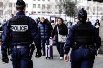 Francia, Massacrato dopo la scuola, muore studente di 15 anni.