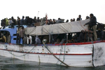 Almeno 90 persone morte nel naufragio di un traghetto.