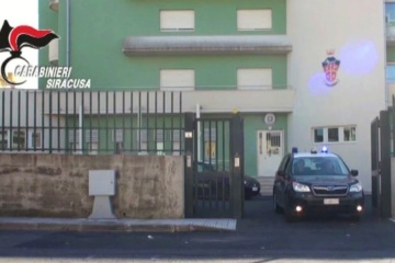 Carlentini, i carabinieri vicini ad una identificazione per la sparatoria allo stadio