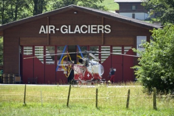 Travolti alpinisti da una valanga, due morti sulle Alpi svizzere