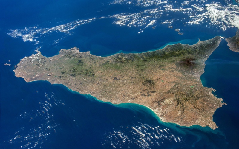 Lavoro per i giovani in Sicilia, lunedì selezione a Messina