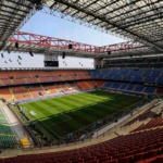 Tifoso accoltellato fuori dallo stadio San Siro, arrestati tre ultrà del Milan